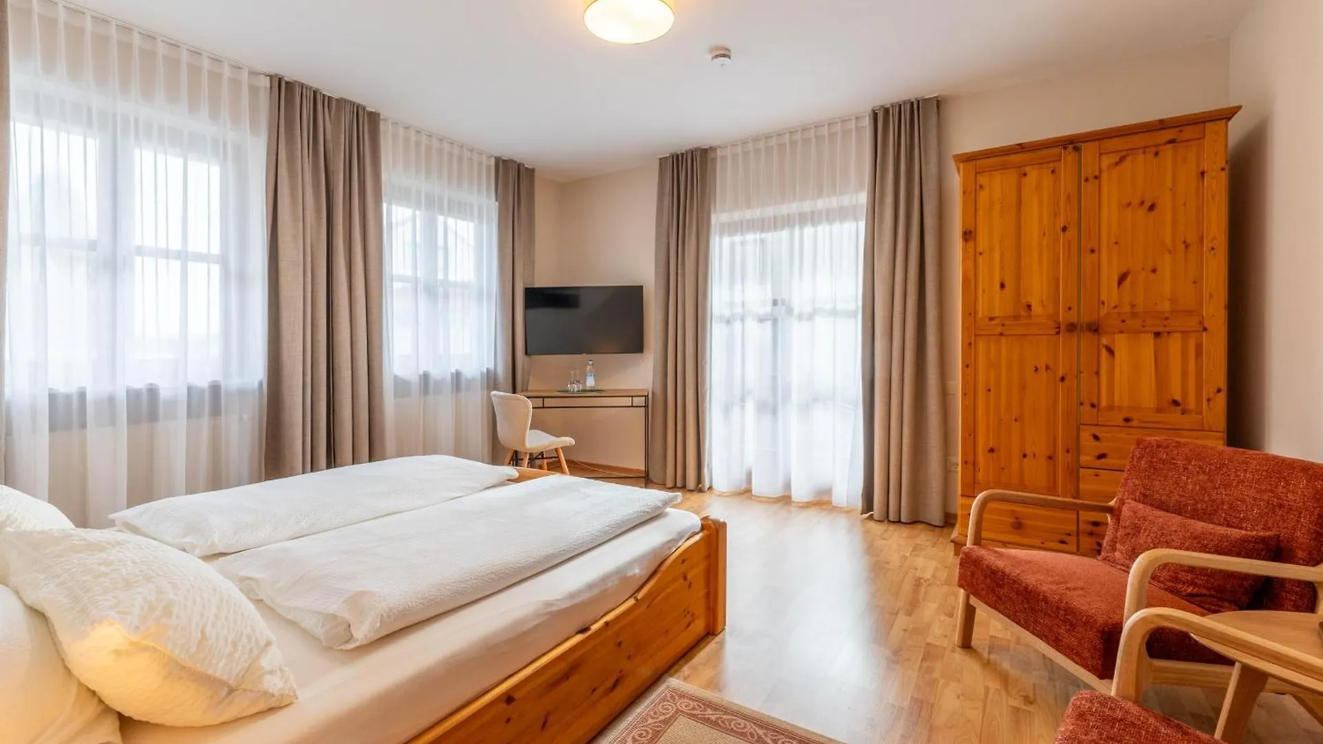 מלון דירות Grafing Apartments Bauer